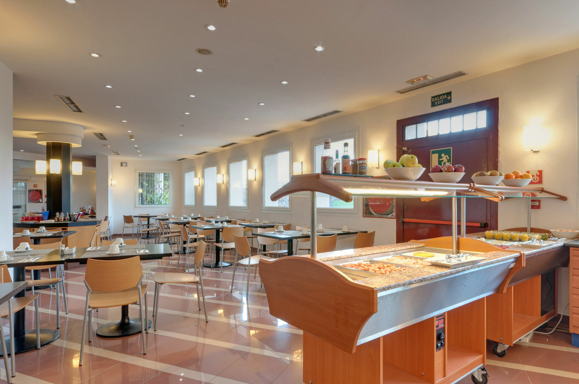 โรงแรมมาดริด-เคตาเฟ โลสอังเคเลส เกตาเฟ ร้านอาหาร รูปภาพ
